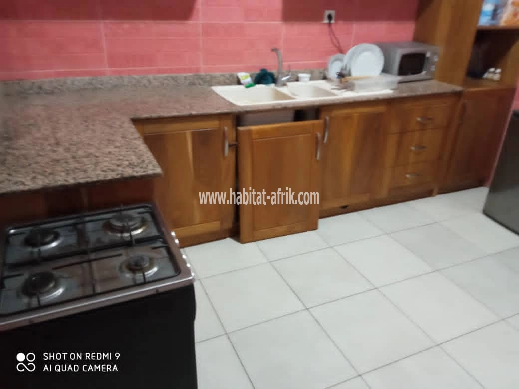 LOCATION VILLA DUPLEX 5 CHAMBRES À AGBALEPEDO LOMÉ-TOGO 