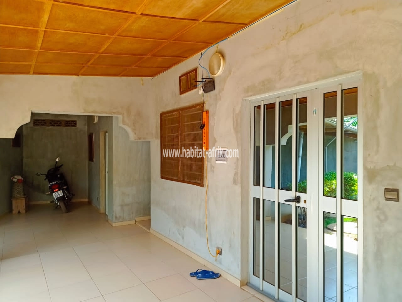 LOCATION MAISON DE CHAMBRE SALON + DÉPENDANCE A ZANGUERA ÉCOLE VICTORIEU LOMÉ-TOGO 