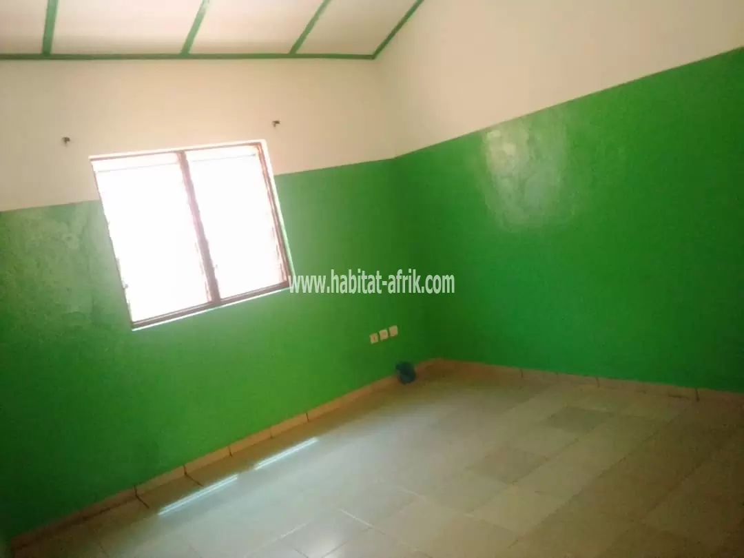 LOCATION APPARTEMENT CHAMBRE SALON WC DOUCHE CUISINE INTERNE A ATSIEGOU LOMÉ-TOGO 