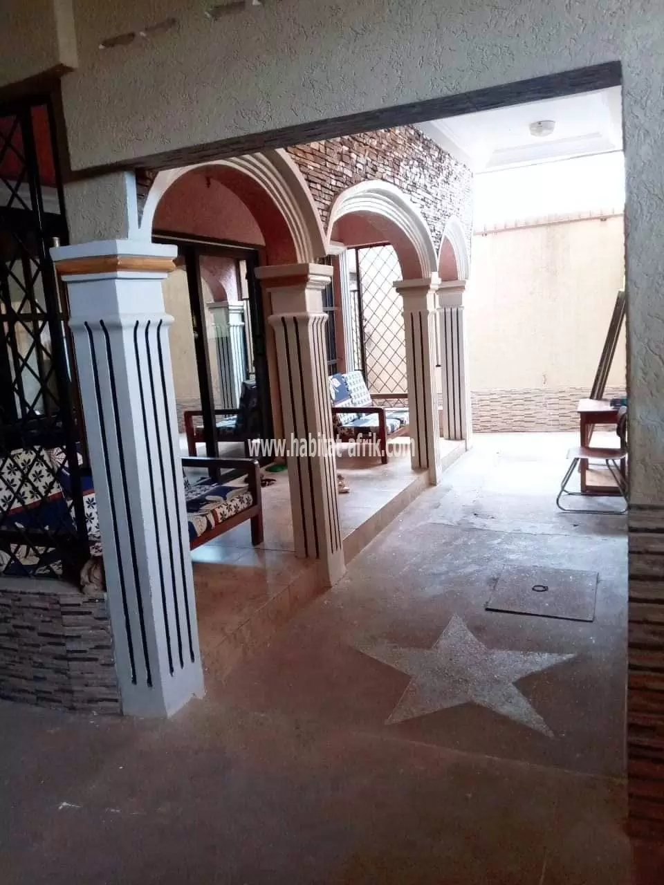 CHIC VILLA À VENDRE À LOMÉ, QTIER ADIDOGOME SAGBADO