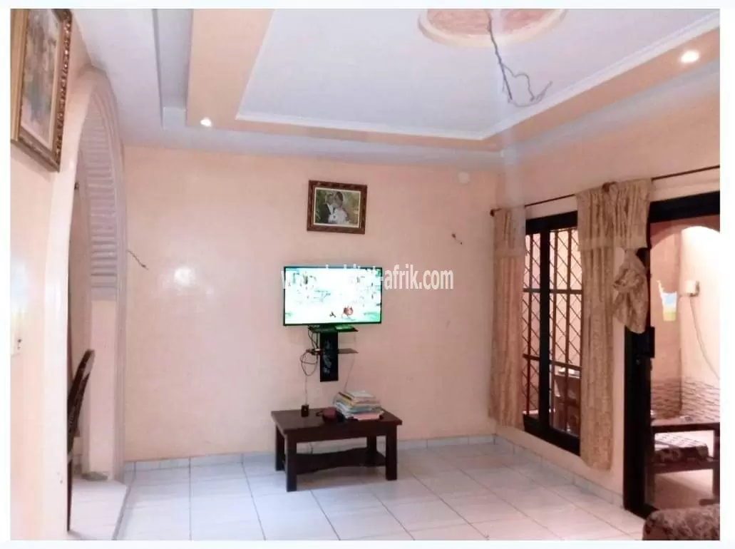 CHIC VILLA À VENDRE À LOMÉ, QTIER ADIDOGOME SAGBADO