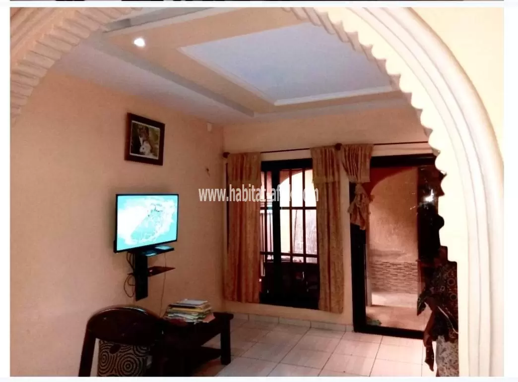 CHIC VILLA À VENDRE À LOMÉ, QTIER ADIDOGOME SAGBADO