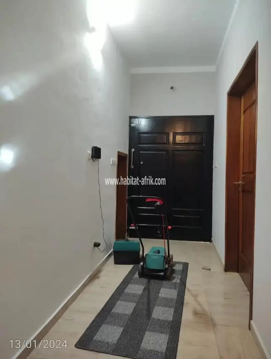 VILLA 2 CH SALON MEUBLÉE À LOUER À LOMÉ QT ADIDOGOME GBOMAMÉ 