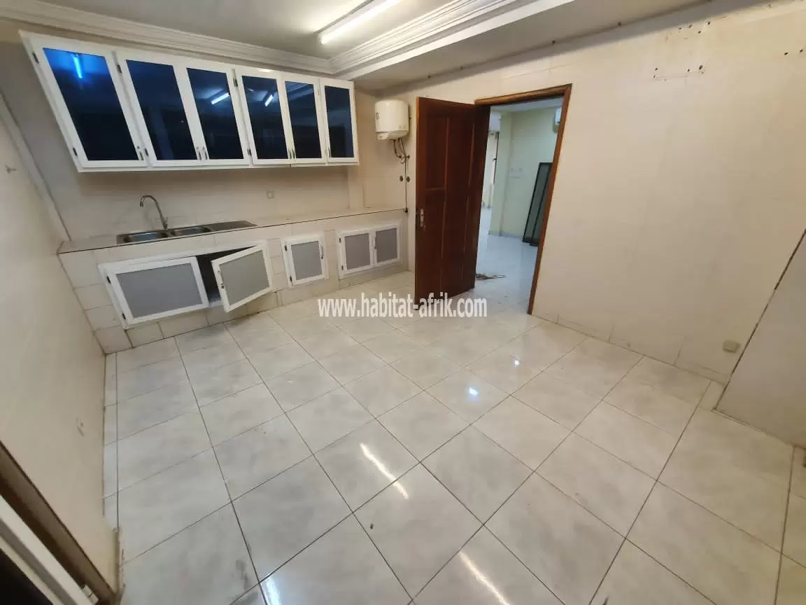 À Louer | À vendre  : Magnifique Villa à Baguida, Cité BOAD