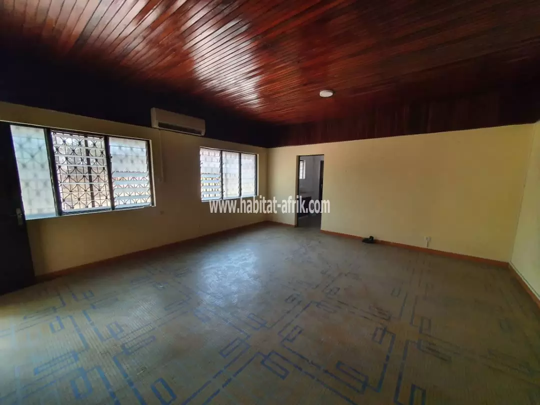 Villa non meublée à louer à Kodjoviakopé