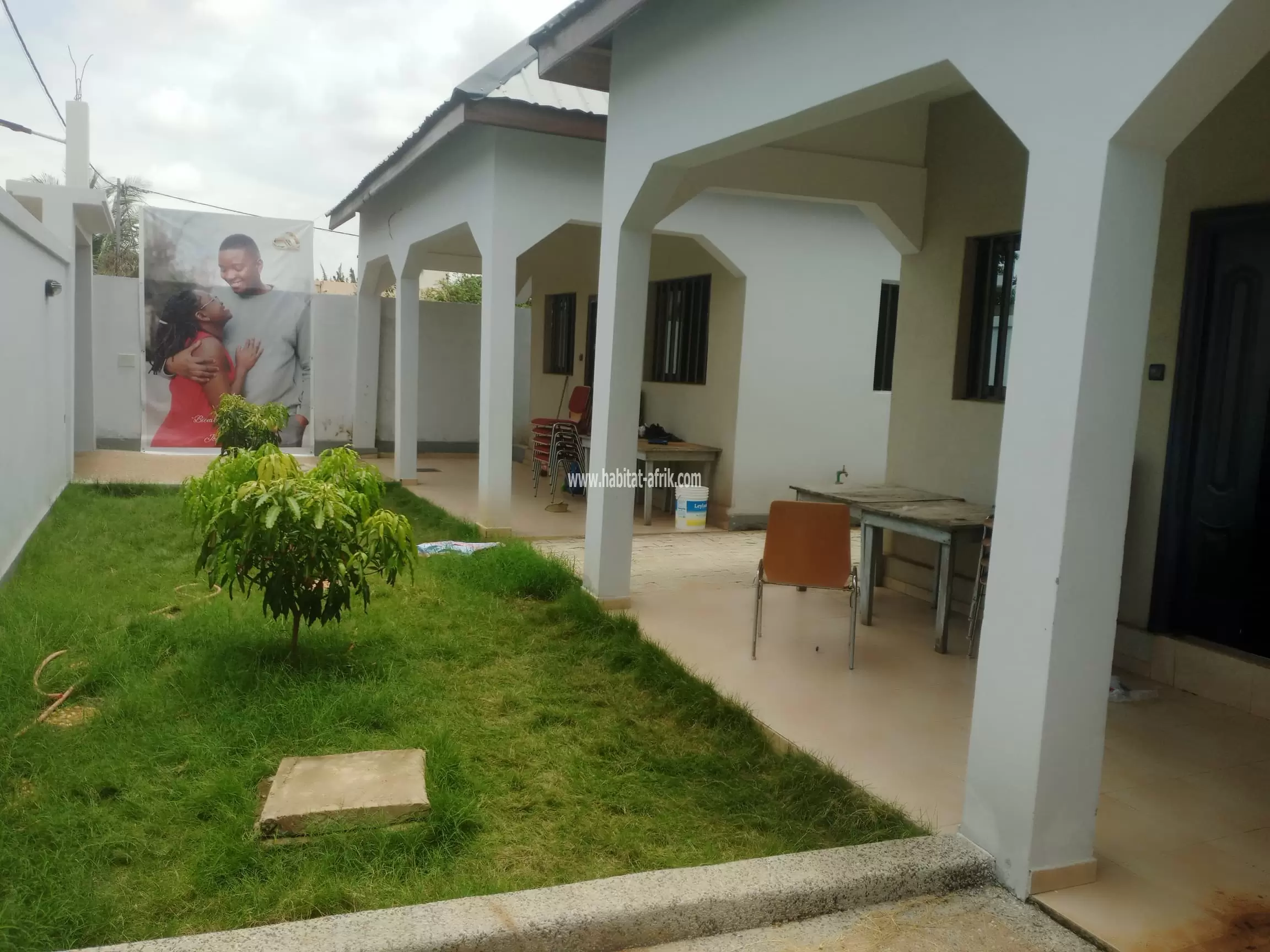 Je mets en location un appartement de 2 chambres salon à adidogome Kohe lome togo 