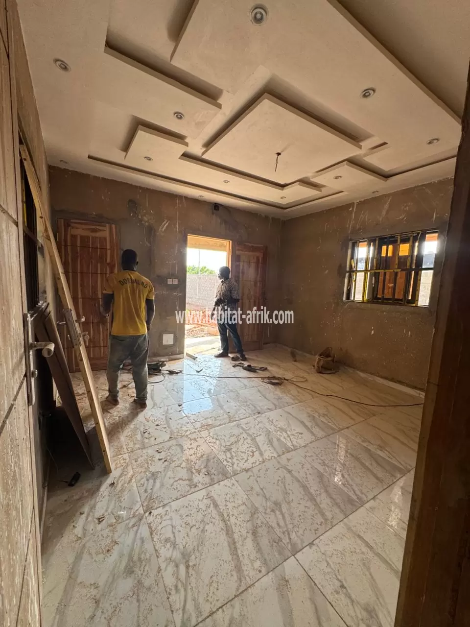 Je mets en location deux appartements de pièce douche wc interne cuisine a segbe kpodji lome togo