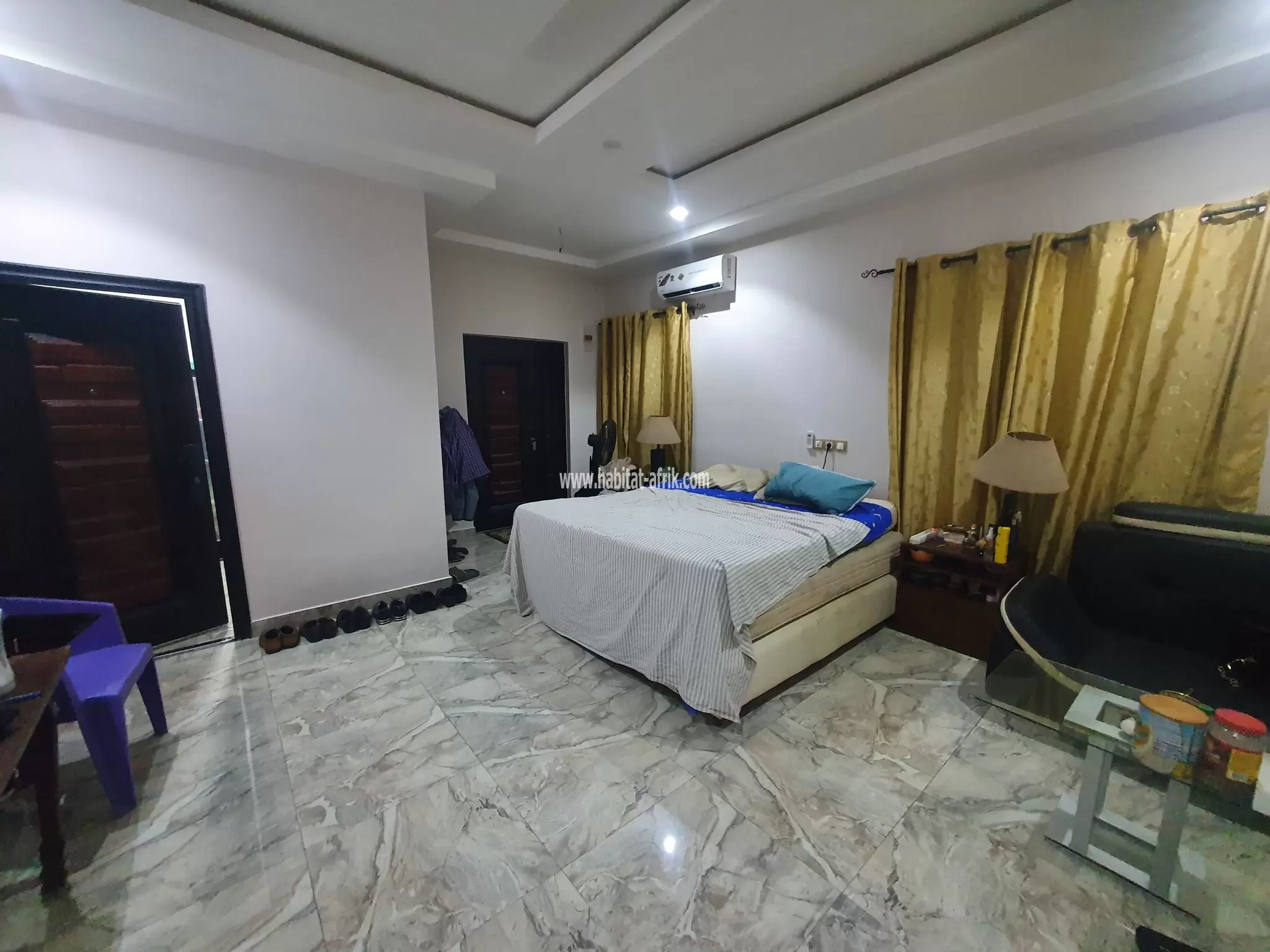 Villa à louer à agoè adjougba