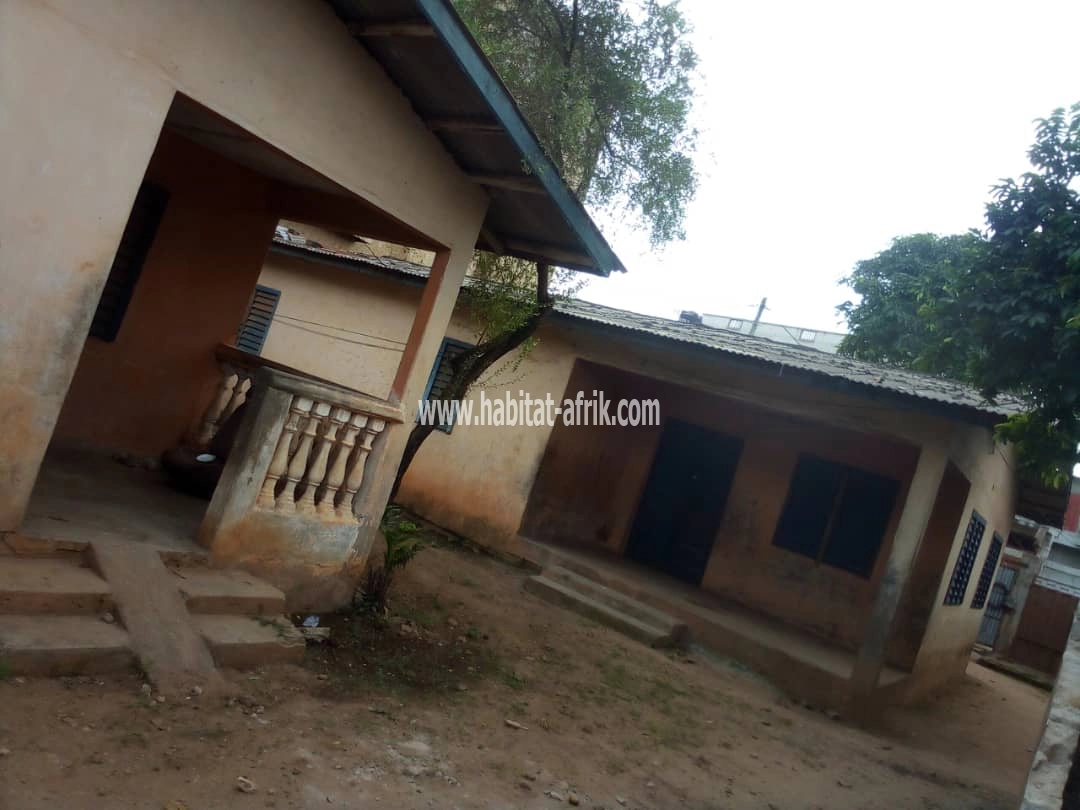 maison a vendre a porto Novo très bien situé