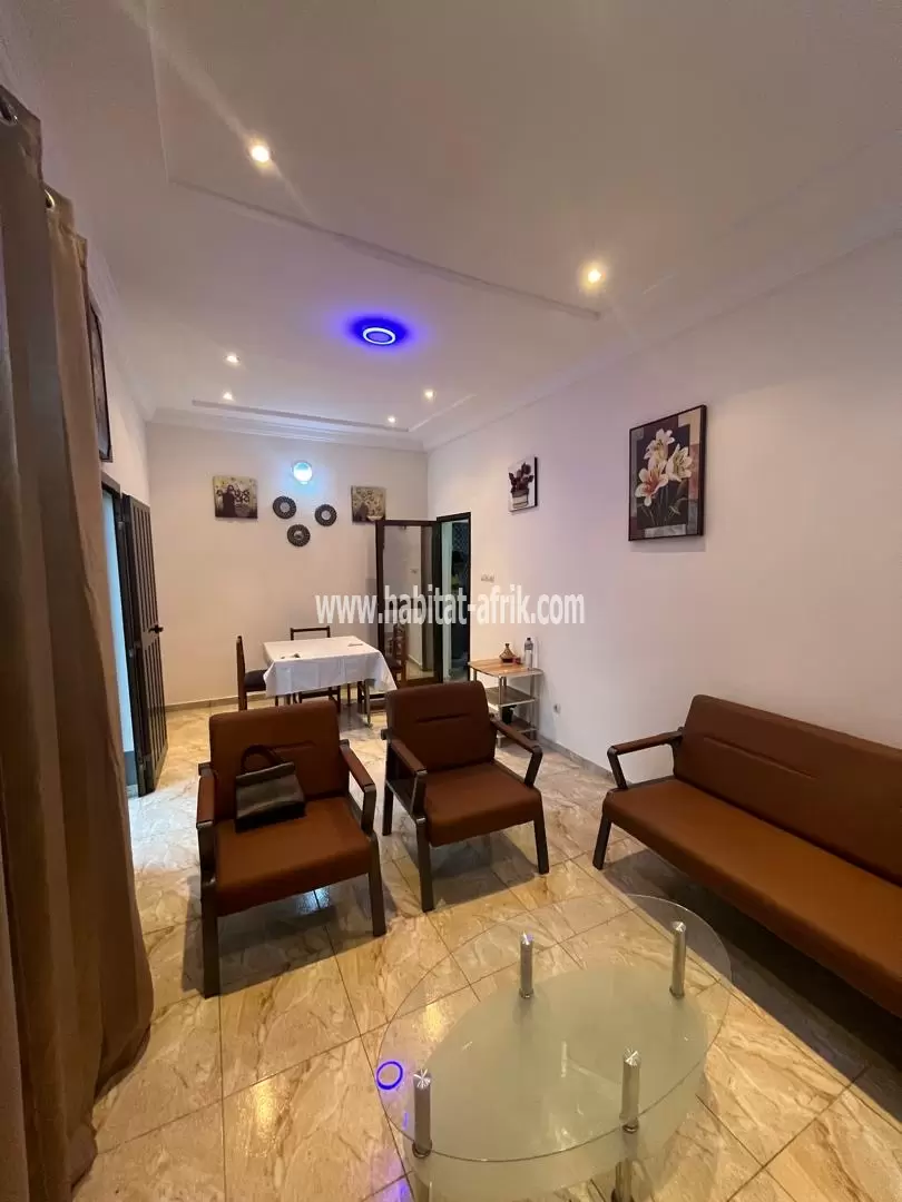 Je mets en location une villa meublée de 2 chambres salon à CASSABLANCA todman lome togo