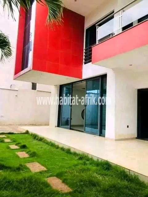 villa à vendre agence immobilière : sebastino Immobilier sarl