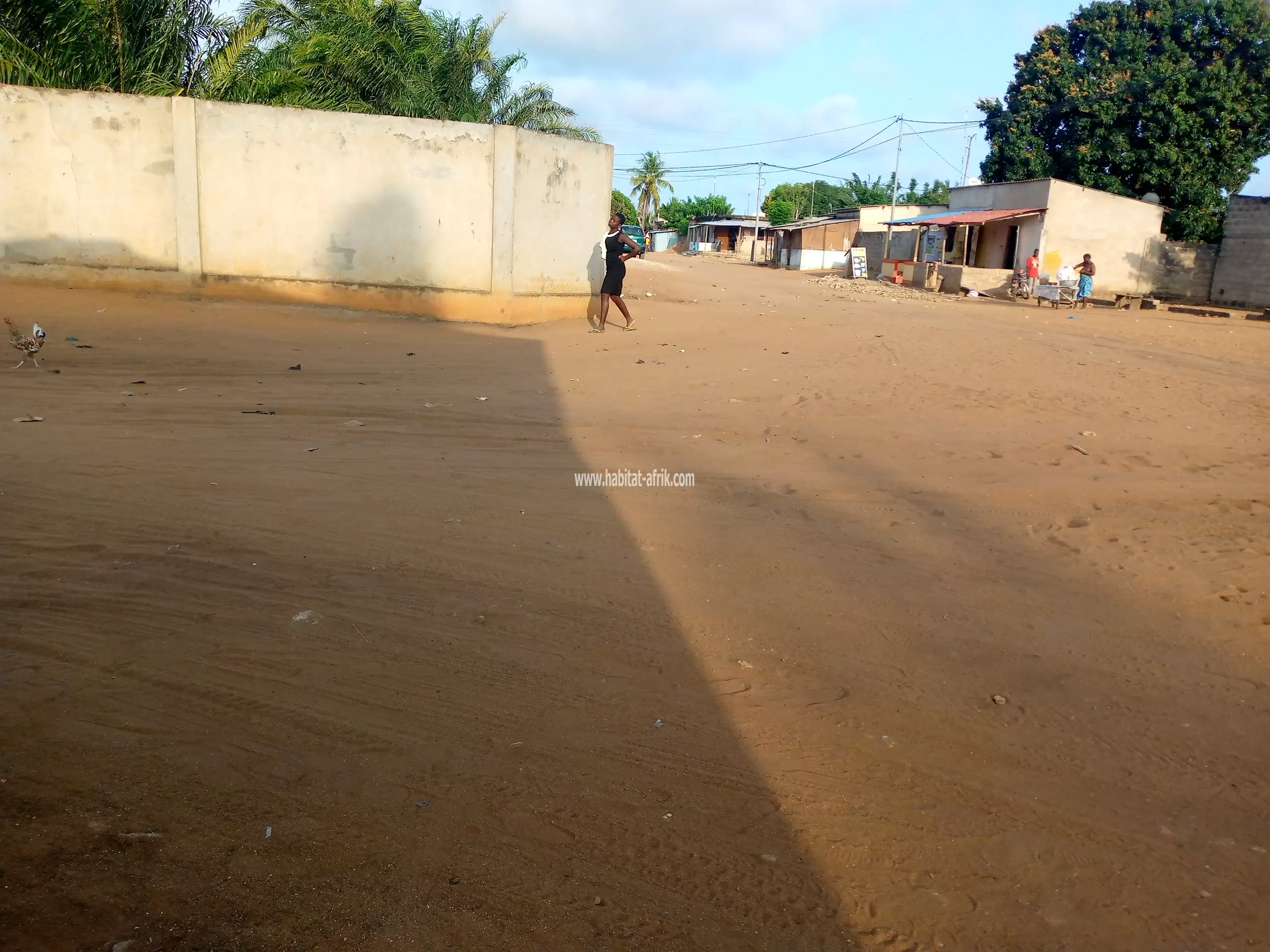 1 lot clôturé à Avépozo Agodeka en angle rue 