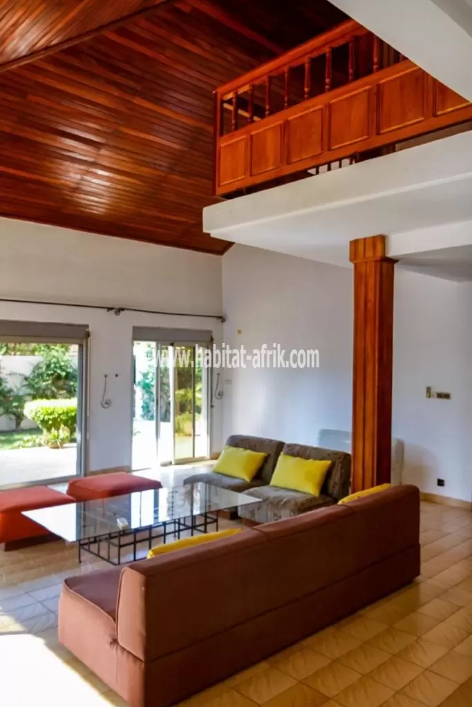 SUBLIME VILLA (TOTSI)