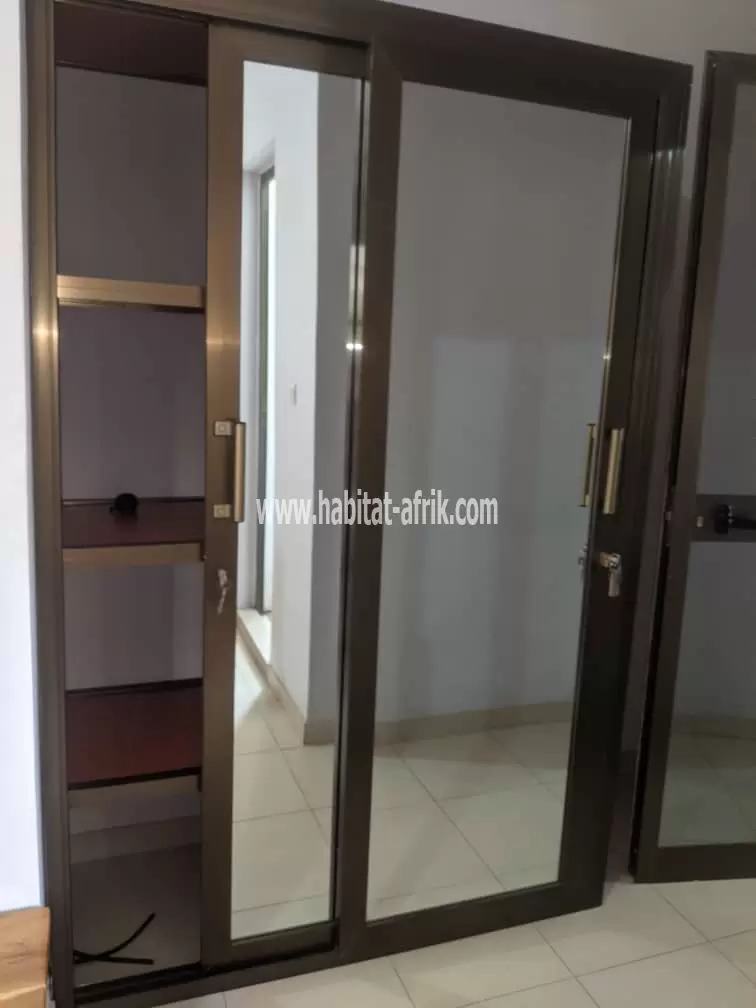 Je mets en location un appartement meublé de 2 chambres salon dans la cito aeroport lome togo