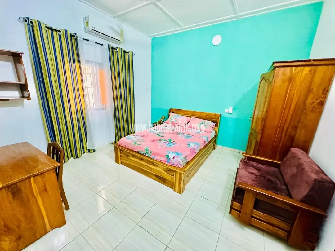 Je mets en location un appartement meublé de 3 chambres salon équipée à adidogome franciscain lome togo 