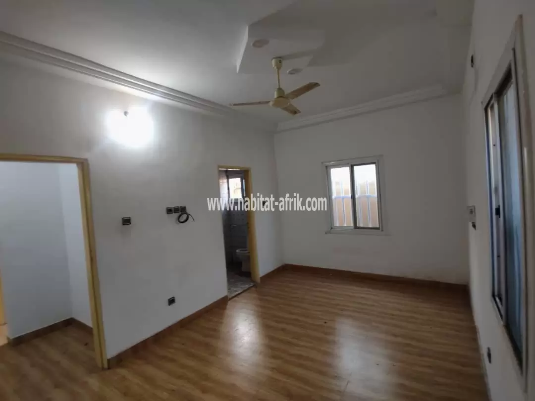 Je mets en location un mini villa de chambre salon douche cuisine a adidogome sagbado lome togo