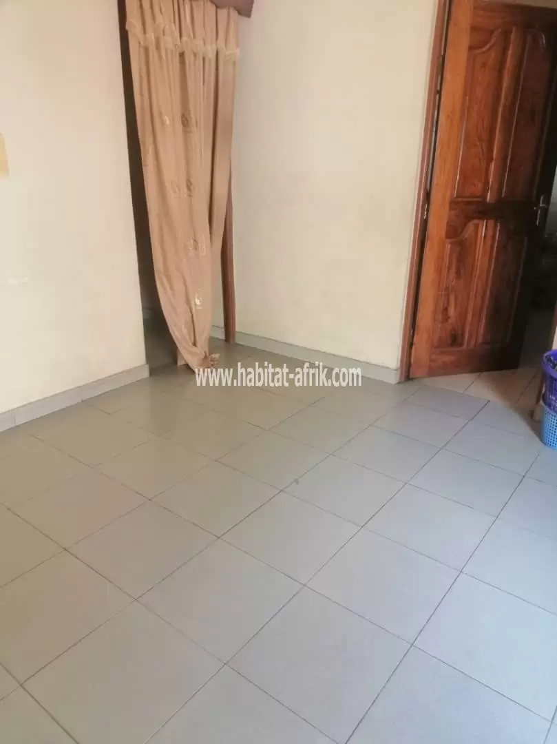 Villa sur 1/4 de lot à vendre à Vakpossito Fich(Lomé-Togo)