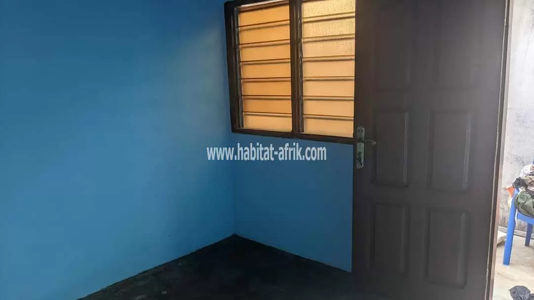 Belle maison tuilée sur 175m² en vente à Agoè Sogbossito(Lomé-Togo)