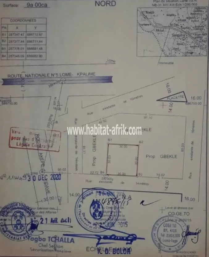 1/2 lot à déduire de 1,5 lots collés en vente urgemment à Yidavé(Lomé-Togo)