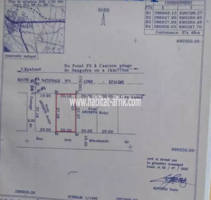 1 lot 1/4 soit 748 m² en vente au bord du goudron à Aképédo(Lomé-Togo)