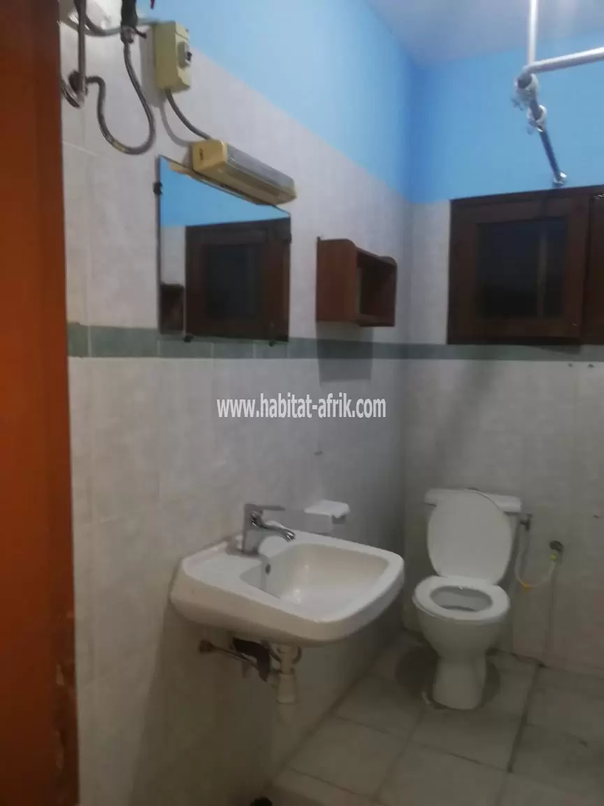 UNE VILLA LUXIEUSE À LOUER 