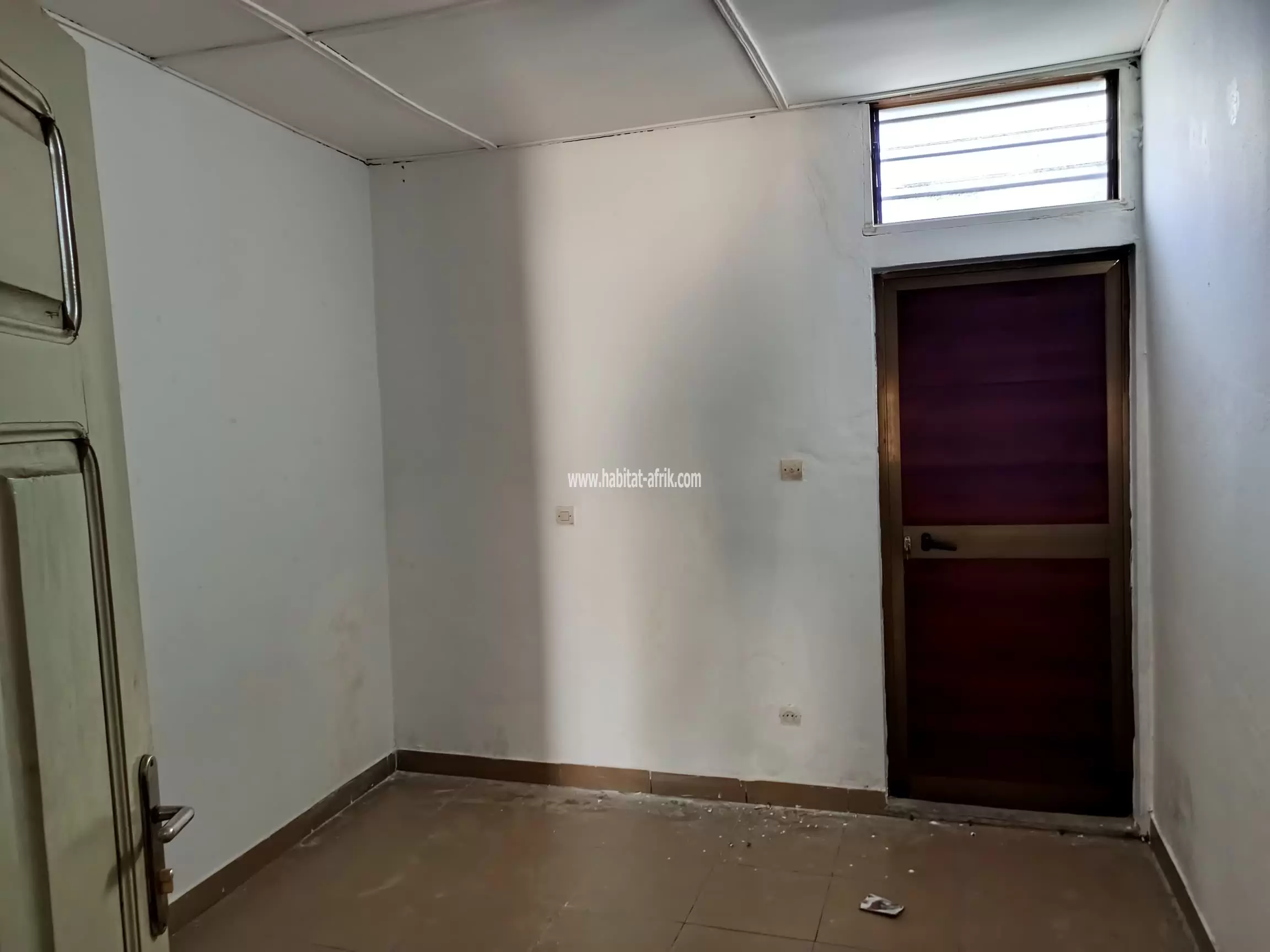 A louer un appartement de chambre salon interne à ADIDOADIN lome togo