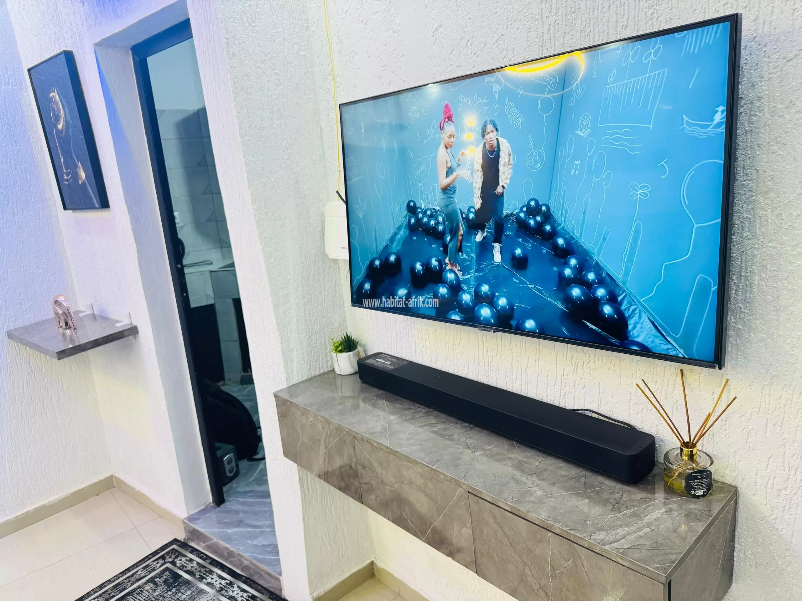 A louer un studio meublée propre équipé à totsi lome togo 