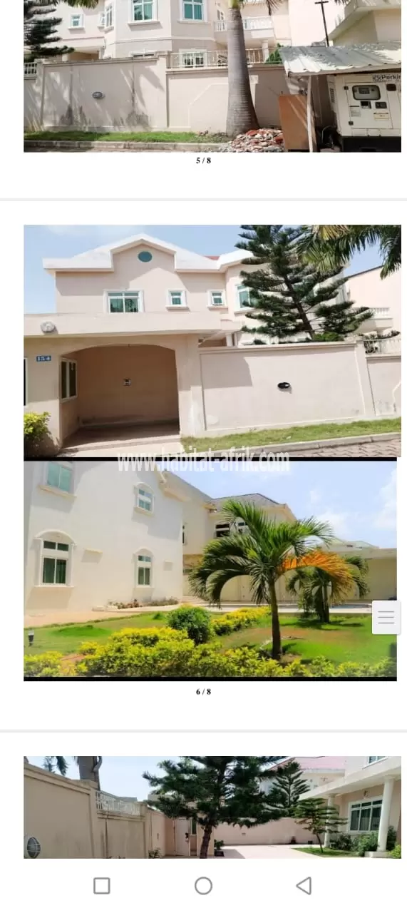 Opportunité de villa de 2 salon 6chambre avec piscine à vendre à Cotonou Bénin .