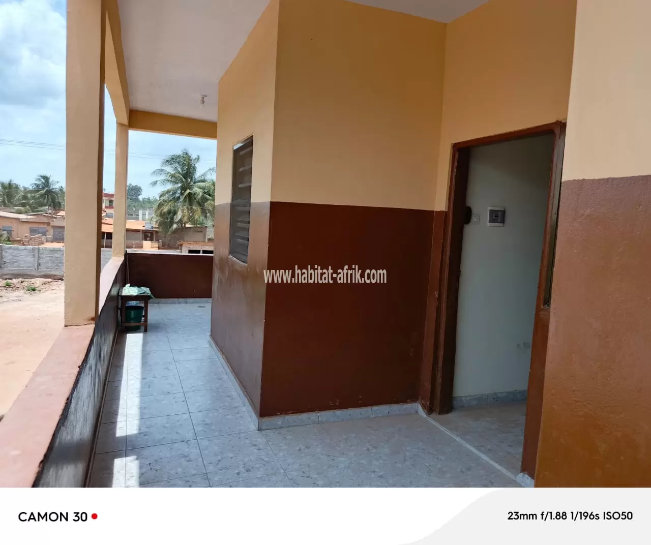 Je mets en location un appartement de chambre et salon wcd cuisine à zossime pour 27k et 30k lome togo