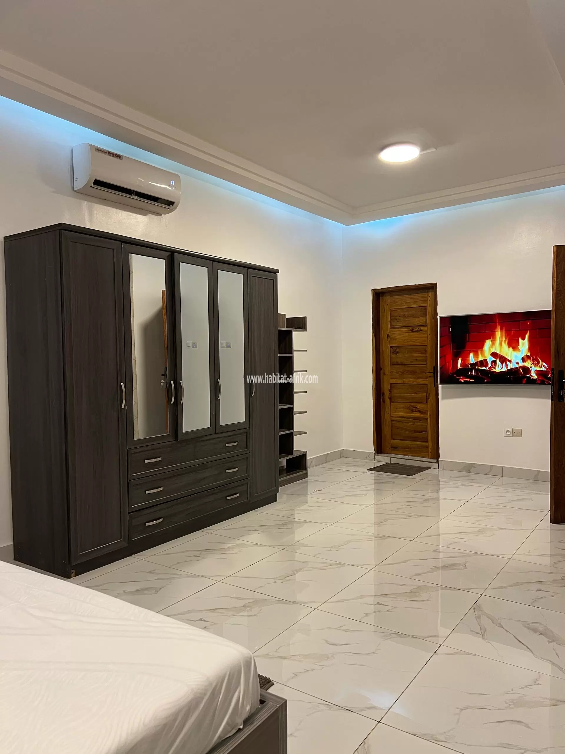 Je mets en location un appartement meublé de 2 chambres salon a adidogome ebomaf lome togo