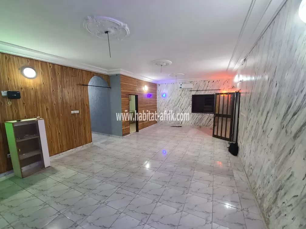 APPARTEMENT SCINDER DE 4CHAMBRE SALON À LOUER 